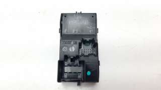 Recambio de mando elevalunas delantero derecho para opel insignia berlina 2008-2017 excellence referencia OEM IAM 22915102  