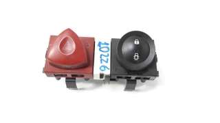 Recambio de warning para renault megane ii familiar 2003-2009 2.0 referencia OEM IAM 8200095493 8200109723 8200107808