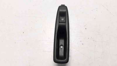 Recambio de mando elevalunas trasero derecho para renault captur 2013- zen referencia OEM IAM 829614619R  