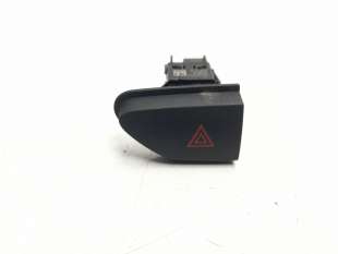 Recambio de warning para renault captur 2013- zen referencia OEM IAM 252907372R  
