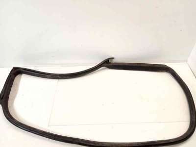 Recambio de gomas contorno puerta para maserati ghibli 2013- diesel referencia OEM IAM   