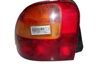 Recambio de piloto trasero izquierdo para mg serie 400 (rt) 1995-1999 referencia OEM IAM XFB101050  