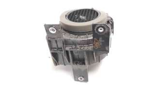 Recambio de electroventilador para toyota yaris 2017- hybrid active referencia OEM IAM 923052040  