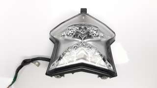 Recambio de piloto trasero central para kawasaki z 900 2016- z 900 performance referencia OEM IAM 230250361 40509 