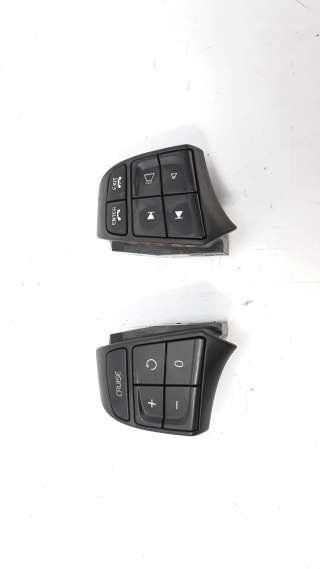 Recambio de mando volante para volvo c30 2006-2012 2.0 d momentum referencia OEM IAM 30739638 30739640 