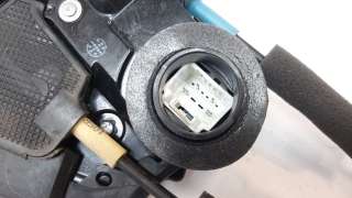 Recambio de cerradura puerta trasera derecha para lexus ct 2010- 1.8 16v cat (híbrido) referencia OEM IAM 6905033131  
