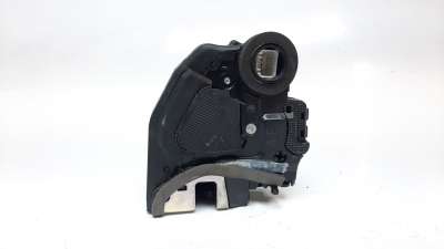 Recambio de cerradura puerta trasera izquierda para lexus ct 2010- 1.8 16v cat (híbrido) referencia OEM IAM 6906033131  