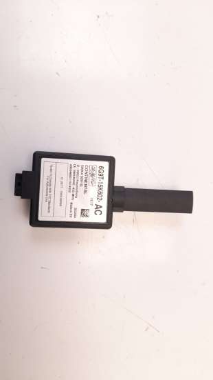 Recambio de antena para land rover freelander (lr2) 2007-2014 td4 s referencia OEM IAM 6G9T15K602AC 5WK49091G 