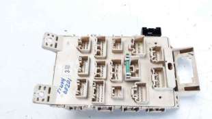 Recambio de caja reles / fusibles para toyota yaris (ncp1/nlp1/scp1) 1999-2005 1.3 expo referencia OEM IAM 8273252020   2
