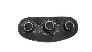 Recambio de mando calefaccion / aire acondicionado para dacia duster 2010-2018 laureate 4x2 referencia OEM IAM 275016978R  