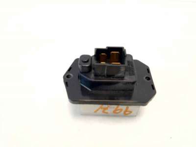 Recambio de resistencia calefaccion para land rover discovery 4 2009-2016 tdv6 se referencia OEM IAM 0778001020  