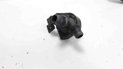 Recambio de bomba agua para bmw serie 5 berlina (e60) 2003-2010 520d referencia OEM IAM 6922647  