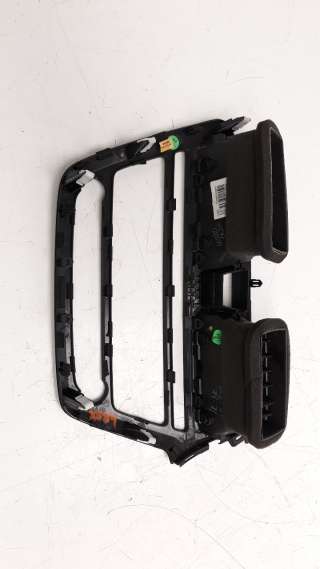 Recambio de rejilla aireadora para hyundai i20 2014- 1.2 16v cat referencia OEM IAM 84740C8050  
