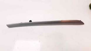 Recambio de moldura para renault megane iv berlina 5p 2015- zen referencia OEM IAM 809A64311R  