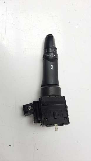 Recambio de mando intermitentes para mitsubishi l 200 2015-2019 2.4 di-d cat referencia OEM IAM 17G688  