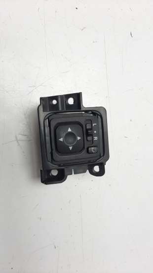 Recambio de mando retrovisor para mitsubishi l 200 2015-2019 2.4 di-d cat referencia OEM IAM 183569  