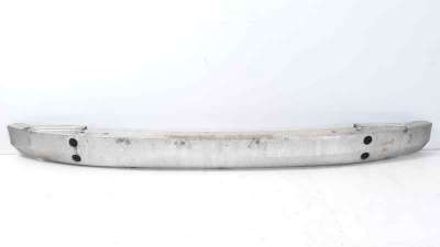 Recambio de refuerzo paragolpes delantero para land rover freelander 2003-2007 2.0 td4 cat referencia OEM IAM CH67550242  