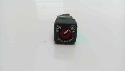 Recambio de interruptor para citroën berlingo cuadro 2008-2018 club l2 referencia OEM IAM 9637320577  