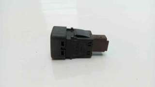 Recambio de interruptor para citroën berlingo cuadro 2008-2018 club l2 referencia OEM IAM 9637320577  