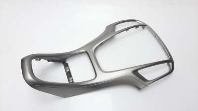 Recambio de moldura para opel astra j lim. 2009-2015 selective referencia OEM IAM 13257562  
