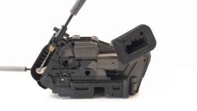 Recambio de cerradura puerta delantera derecha para volkswagen golf vii variant (bv5) 2016- edition bmt referencia OEM IAM B6A5T