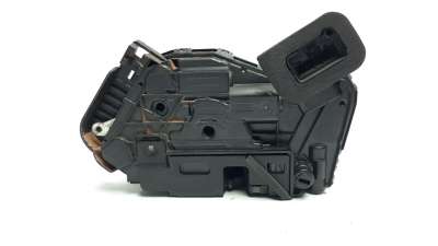 Recambio de cerradura puerta trasera derecha para volkswagen golf vii variant (bv5) 2016- edition bmt referencia OEM IAM 5TA8360