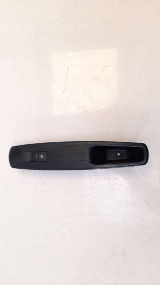 Recambio de mando elevalunas delantero derecho para renault megane iii berlina 5 p 2008-2016 limited referencia OEM IAM   