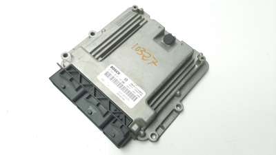 Recambio de centralita motor uce para renault clio iv 2012- expression referencia OEM IAM 23710274R  