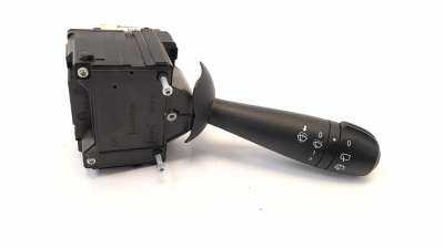 Recambio de mando limpia para dacia sandero 2012- stepway referencia OEM IAM 255679575R E11811260 
