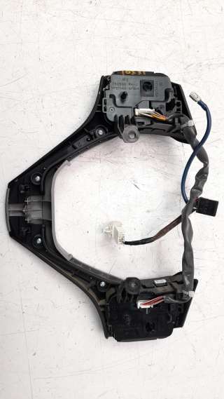 Recambio de mando volante para toyota rav 4 2012-2019 referencia OEM IAM 75E5566RHJ  