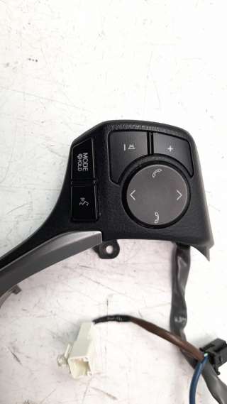 Recambio de mando volante para toyota rav 4 2012-2019 referencia OEM IAM 75E5566RHJ  
