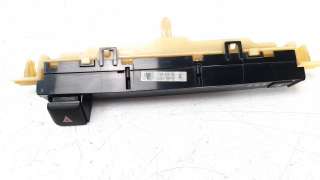 Recambio de warning para toyota rav 4 2012-2019 referencia OEM IAM 8395042220  