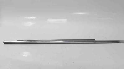 Recambio de molduras delanteras para audi q5 (8r) 2008-2016 3.0 tdi referencia OEM IAM 8R0853293C  