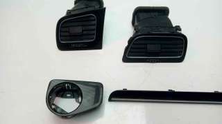 Recambio de rejilla aireadora para volkswagen golf vii lim. 2012-2017 gti bluemotion referencia OEM IAM 5G1819703  