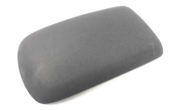 Recambio de apoyabrazos central para toyota auris 2012-2019 1.4 turbodiesel cat referencia OEM IAM   
