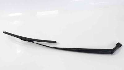 Recambio de brazo limpia delantero izquierdo para toyota auris 2012-2019 1.4 turbodiesel cat referencia OEM IAM   