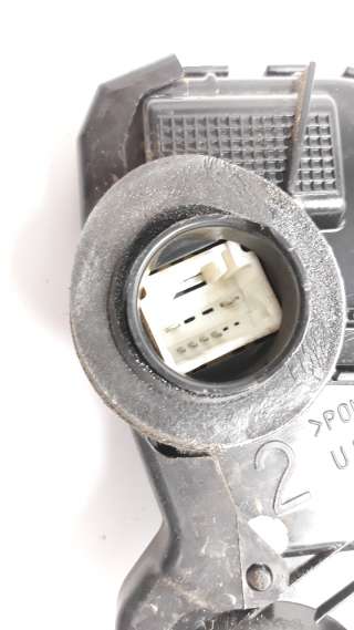 Recambio de cerradura puerta delantera derecha para toyota auris 2012-2019 1.4 turbodiesel cat referencia OEM IAM   