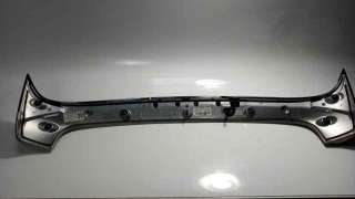 Recambio de aleron trasero para hyundai tucson 2015- kosmo bluedrive 2wd referencia OEM IAM 87211D7200  