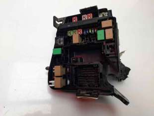 Recambio de caja reles / fusibles para kia carens ( ) 2013- 1.7 crdi cat referencia OEM IAM 91320A4730  