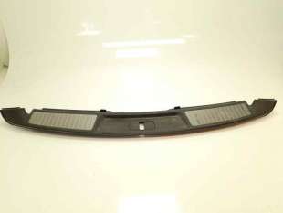 Recambio de molduras traseras para opel insignia sports tourer 2008-2017 edition referencia OEM IAM 13222434  