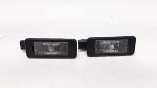 Recambio de piloto matricula para peugeot 208 2012-2019 1.2 16v vti referencia OEM IAM 9682408680  