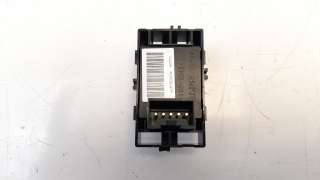 Recambio de mando elevalunas trasero derecho para cadillac srx 2004-2007 v8 sport luxury referencia OEM IAM 2575063  