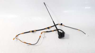 Recambio de antena para peugeot 108 top 2014- 1.0 vti referencia OEM IAM   