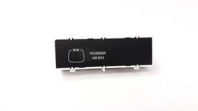 Recambio de pantalla multifuncion para peugeot 108 top 2014- 1.0 vti referencia OEM IAM AM1311180521  