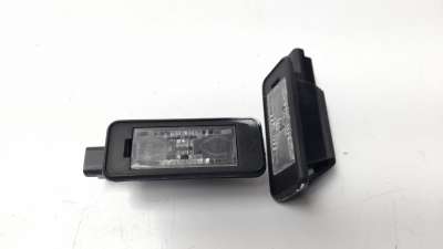 Recambio de piloto matricula para peugeot 208 2012-2019 1.4 hdi fap referencia OEM IAM 9682403680  
