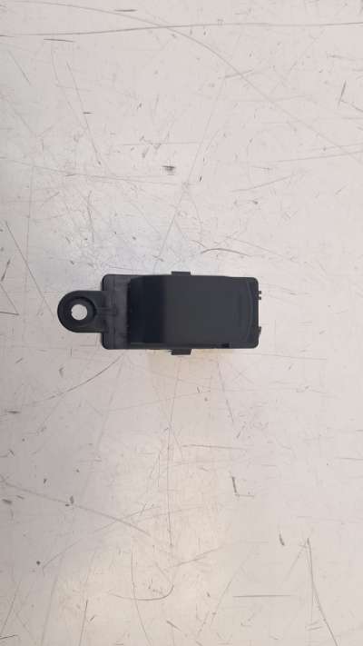 Recambio de mando elevalunas trasero izquierdo para suzuki vitara 2015- 1.4 16v cat referencia OEM IAM   