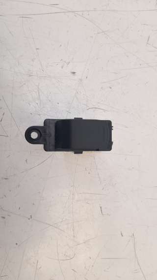 Recambio de mando elevalunas trasero izquierdo para suzuki vitara 2015- 1.4 16v cat referencia OEM IAM   