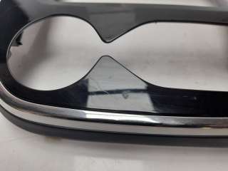 Recambio de moldura para renault captur 2013- zen referencia OEM IAM 682704761R  