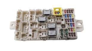 Recambio de caja reles / fusibles para mitsubishi space star (a00) 2013- 1.2 referencia OEM IAM 18637B993  