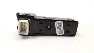 Recambio de mando elevalunas trasero derecho para hyundai tucson 2015- 1.6 cat referencia OEM IAM 93580D3131  